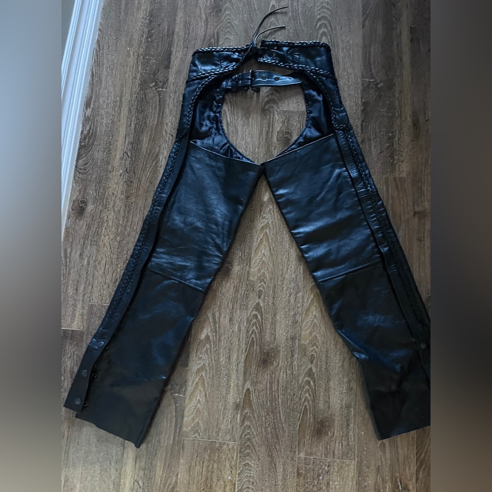 Harley-Davidson Black Leather Open-Back Chaps